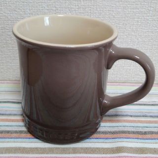 ルクルーゼ(LE CREUSET)の☆emifuro様専用☆ルクルーゼ　マグカップ　茶色360ml(グラス/カップ)