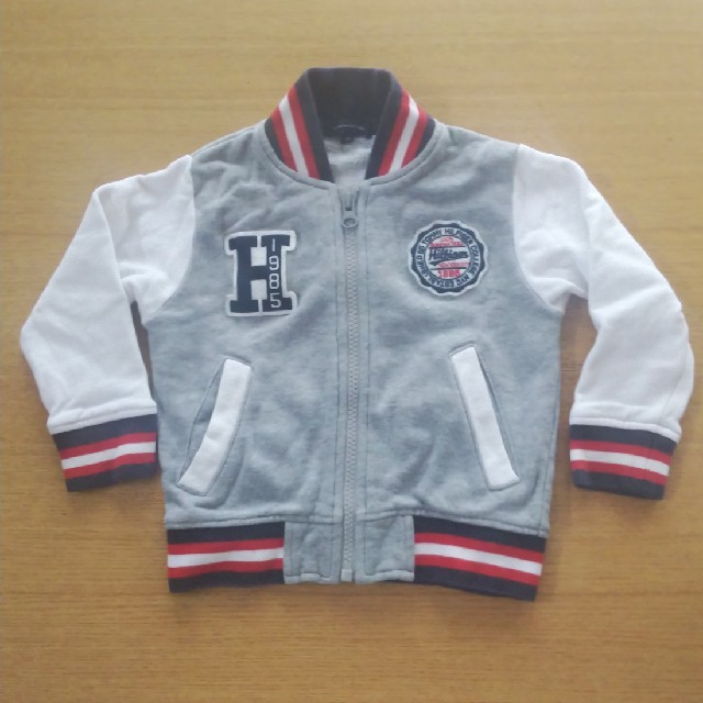 TOMMY HILFIGER(トミーヒルフィガー)の専用　TOMMY HILFIGER ジャケット 90 キッズ/ベビー/マタニティのキッズ服男の子用(90cm~)(ジャケット/上着)の商品写真