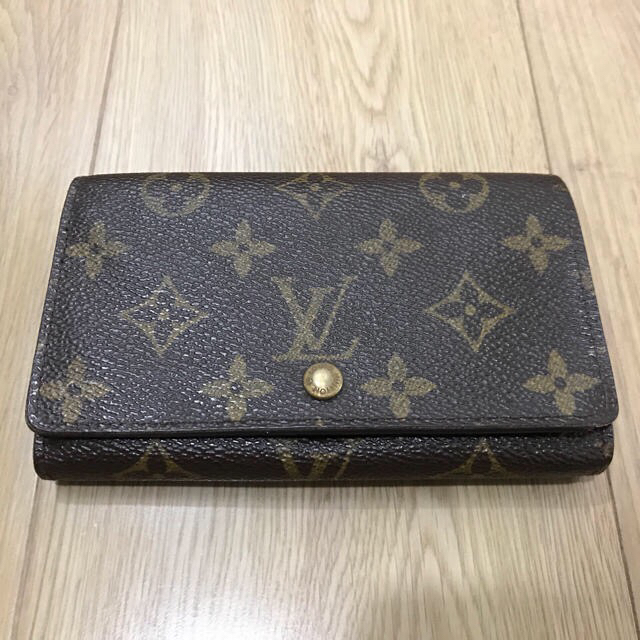 LOUIS VUITTON(ルイヴィトン)のモノグラム　ポルトモネビエ　トレゾール　二つ折り財布 レディースのファッション小物(財布)の商品写真