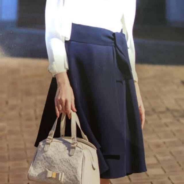 GALLERY VISCONTI(ギャラリービスコンティ)のサッシュベルトつきデザインスカート サイズ2 ギャラリービスコンティ 新品 レディースのスカート(ひざ丈スカート)の商品写真