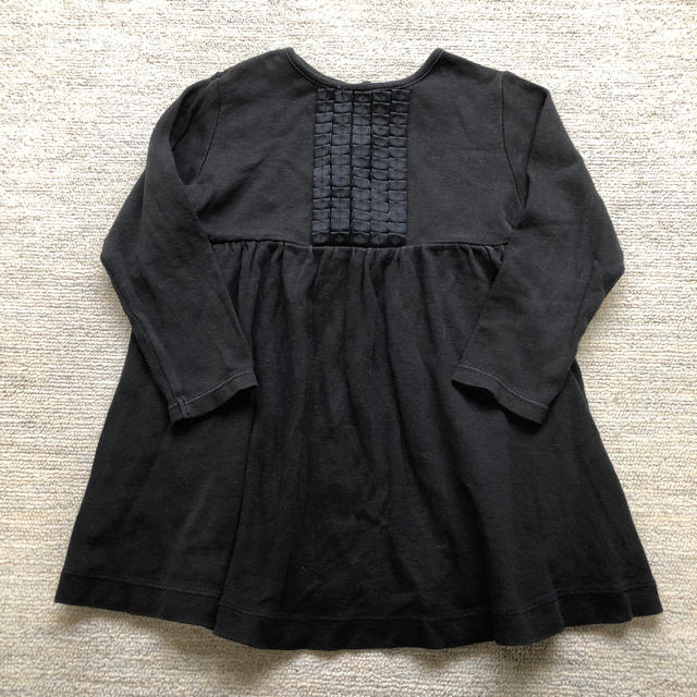 H&M(エイチアンドエム)のH&M 80 9M〜12M 黒 ワンピース 法事 キッズ/ベビー/マタニティのベビー服(~85cm)(ワンピース)の商品写真