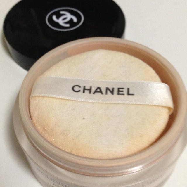 CHANEL(シャネル)のＣＨＡＮＥＬ✪フェイスパウダー コスメ/美容のベースメイク/化粧品(その他)の商品写真