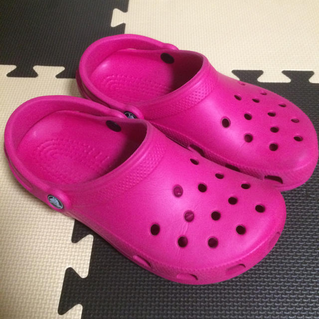 crocs(クロックス)のクロックス サンダル レディース レディースの靴/シューズ(サンダル)の商品写真