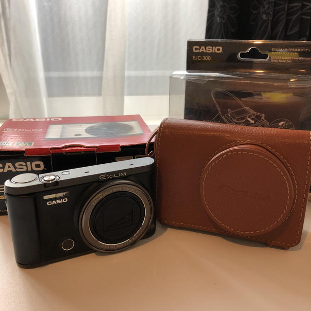 カメラ casio exilim ex-zr3000(ケース付 カメラ casio exilim ex-zr3000(ケース付