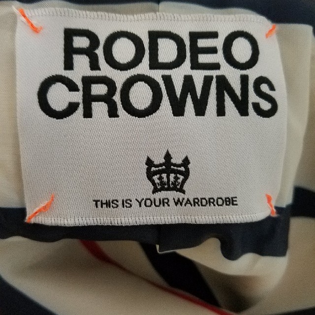 RODEO CROWNS(ロデオクラウンズ)の新品 RODEO CROWNS トレンチコート レディースのジャケット/アウター(トレンチコート)の商品写真