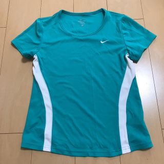 ナイキ(NIKE)のナイキレディースTシャツ (Tシャツ(半袖/袖なし))