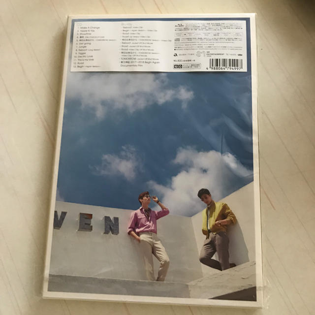 東方神起(トウホウシンキ)の東方神起「TOMORROW」初回生産限定盤です。  エンタメ/ホビーのCD(K-POP/アジア)の商品写真