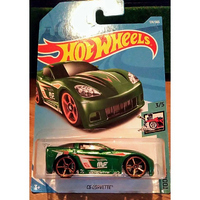 HotWheels CHEVROLET CORVETTE C6 シボレー コルベット 赤 箱付