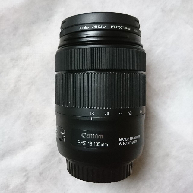 ほぼ新品 Canon EF-S18-135mm F3.5-5.6 IS USM
