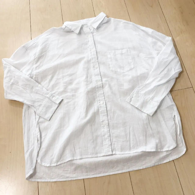 ViS(ヴィス)の美品 vis シャツ  長袖シャツ ホワイトシャツ レディースのトップス(シャツ/ブラウス(長袖/七分))の商品写真