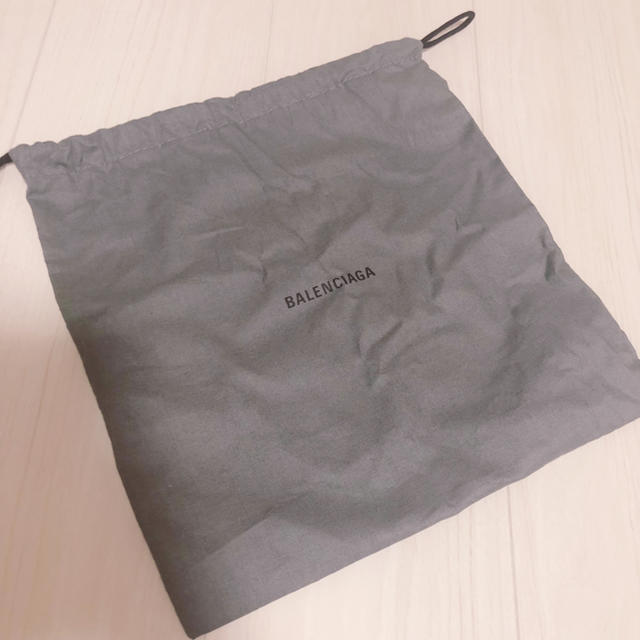 Balenciaga(バレンシアガ)の♡BALENCIAGA 巾着袋♡maymay様 専用 レディースのファッション小物(ポーチ)の商品写真