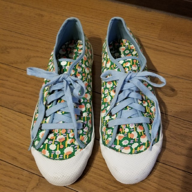 TSUMORI CHISATO(ツモリチサト)の値下げツモリチサト　スニーカー23.5 レディースの靴/シューズ(スニーカー)の商品写真