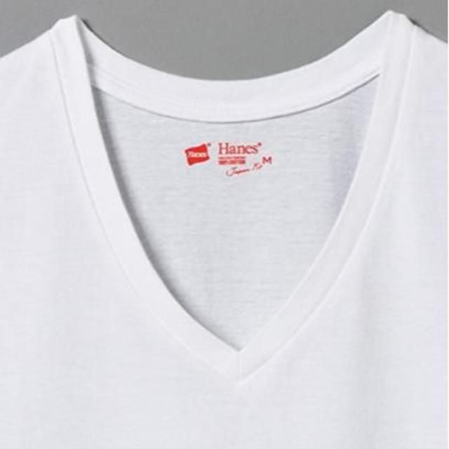 Hanes(ヘインズ)の【新品未使用】Hanes Tシャツ Vネック 2枚組  ホワイト L レディース レディースのトップス(Tシャツ(半袖/袖なし))の商品写真
