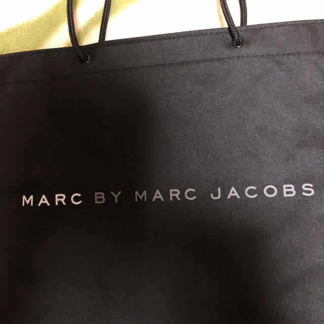 MARC BY MARC JACOBS(マークバイマークジェイコブス)の未使用のマークバイジェイコブスショップバッグ レディースのバッグ(ショップ袋)の商品写真