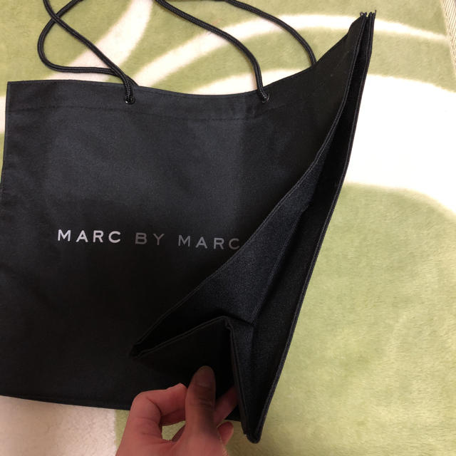 MARC BY MARC JACOBS(マークバイマークジェイコブス)の未使用のマークバイジェイコブスショップバッグ レディースのバッグ(ショップ袋)の商品写真