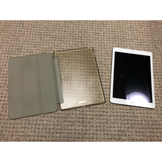 iPad Air 2 Wi-Fi + Cellular au 16GB