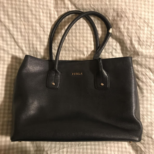 Furla(フルラ)のFURLA バッグ 黒 レディースのバッグ(ショルダーバッグ)の商品写真