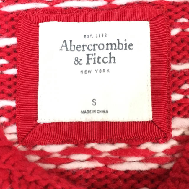 Abercrombie&Fitch(アバクロンビーアンドフィッチ)の【Abarcrombie&Fitch】ニット(S)セーター 赤 アバクロ レディースのトップス(ニット/セーター)の商品写真