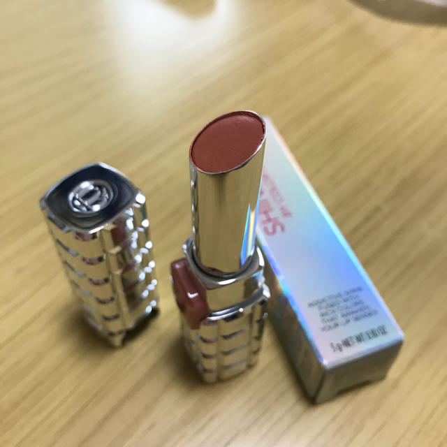 L'Oreal Paris(ロレアルパリ)のロレアルパリ シャインオン 906 コスメ/美容のベースメイク/化粧品(口紅)の商品写真