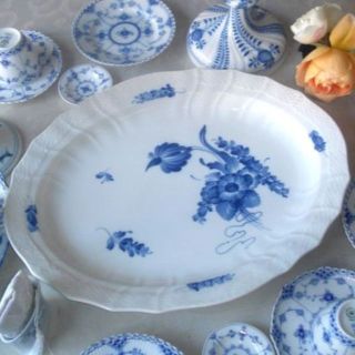 ロイヤルコペンハーゲン(ROYAL COPENHAGEN)の40㎝♪ロイヤルコペンハーゲン　ブルーフラワーカーブ　オーバル プレート(食器)