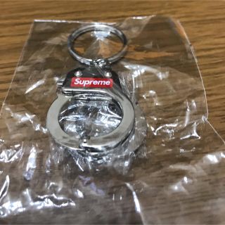 シュプリーム(Supreme)のSupreme Handcuffs Keychain(キーホルダー)