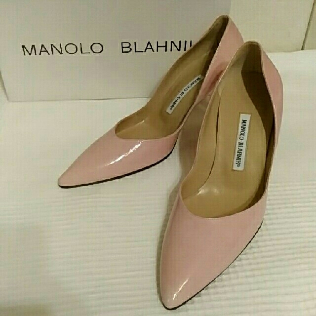 MANOLO BLAHNIK(マノロブラニク)の専用です。 レディースの靴/シューズ(ハイヒール/パンプス)の商品写真