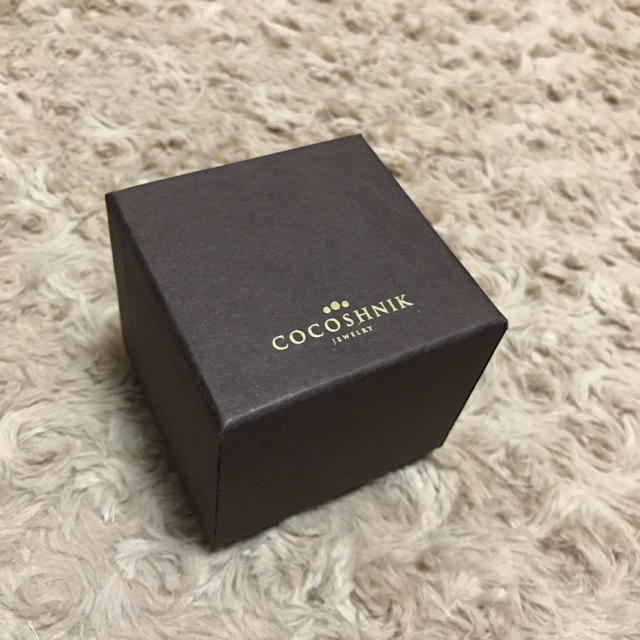 COCOSHNIK(ココシュニック)のジュエリーケース♡COCOSHNIK♡空箱 レディースのアクセサリー(リング(指輪))の商品写真