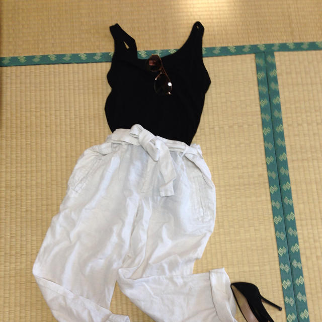 ZARA(ザラ)のZARA☆麻パンツ レディースのパンツ(カジュアルパンツ)の商品写真