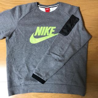 ナイキ(NIKE)のNIKE トレーナー グレー XLサイズ(スウェット)