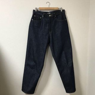 コモリ(COMOLI)のauralee hard twist wide denim 34(デニム/ジーンズ)