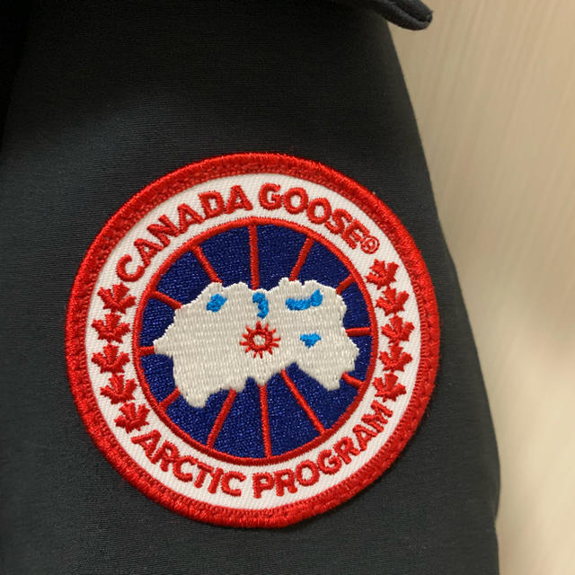 CANADA GOOSE(カナダグース)のCANADA GOOSE JASPER NAVY XS メンズのジャケット/アウター(ダウンジャケット)の商品写真