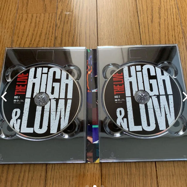 EXILE TRIBE(エグザイル トライブ)のHiGH&LOW THE LIVE エンタメ/ホビーのDVD/ブルーレイ(ミュージック)の商品写真