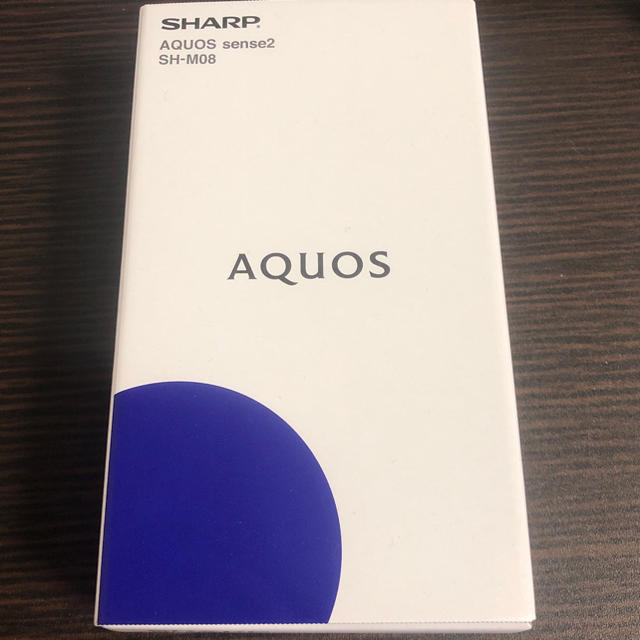 SHARP(シャープ)のaquos sense2 sh-m08 ホワイトシルバー simフリー スマホ/家電/カメラのスマートフォン/携帯電話(スマートフォン本体)の商品写真