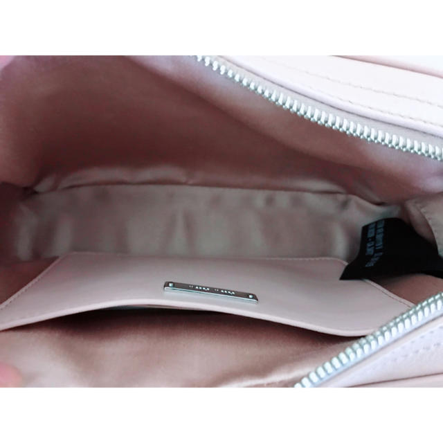 MIU MIU - 【超希少】新品 限定 miumiu 2019 ファー 超希少 MIU MIU - 【超希少】新品 限定 miumiu 2019 ファー 超希少