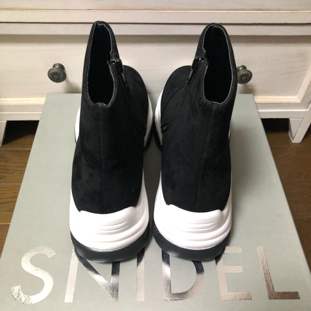 SNIDEL(スナイデル)の【SNIDEL】ジップスニーカーソール レディースの靴/シューズ(スニーカー)の商品写真