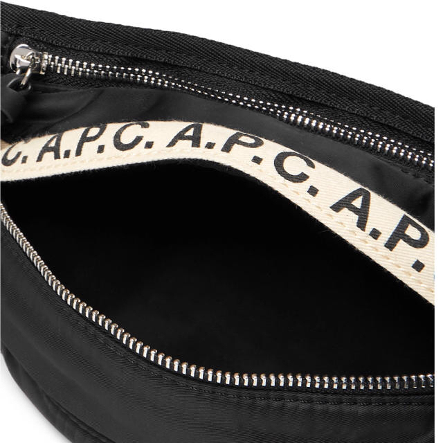A.P.C(アーペーセー)のAPC ウエストポーチ アーペーセー ウエストバッグ メンズのバッグ(ウエストポーチ)の商品写真