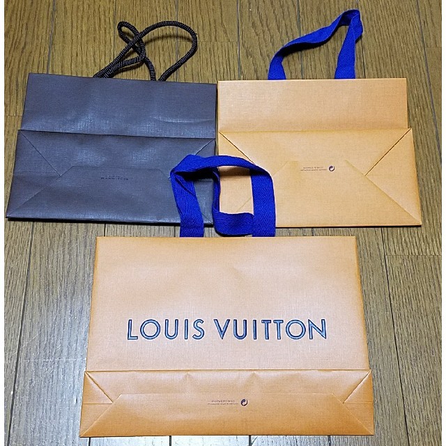 LOUIS VUITTON(ルイヴィトン)のルイヴィトン　紙袋 レディースのバッグ(ショップ袋)の商品写真