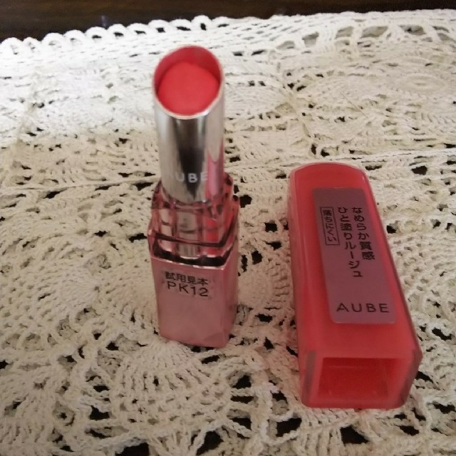 AUBE(オーブ)のなめらか質感ひと塗りルージュ PK12 コスメ/美容のベースメイク/化粧品(口紅)の商品写真