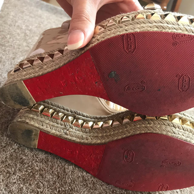 Christian Louboutin(クリスチャンルブタン)のクリスチャンルブタンのカタクロウサンダル レディースの靴/シューズ(サンダル)の商品写真