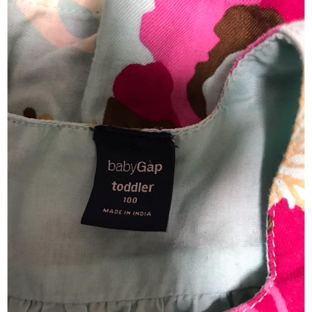 babyGAP(ベビーギャップ)のbaby Gap ギャップ ムームー ハワイアンワンピース 〈着画あり〉 キッズ/ベビー/マタニティのキッズ服女の子用(90cm~)(ワンピース)の商品写真