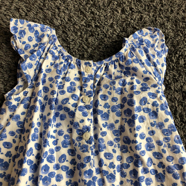 babyGAP(ベビーギャップ)のbabygap 花柄ワンピース  90 キッズ/ベビー/マタニティのキッズ服女の子用(90cm~)(ワンピース)の商品写真