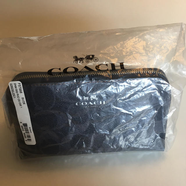 COACH(コーチ)のCOACH コーチ 新品 ポーチ レディースのファッション小物(ポーチ)の商品写真