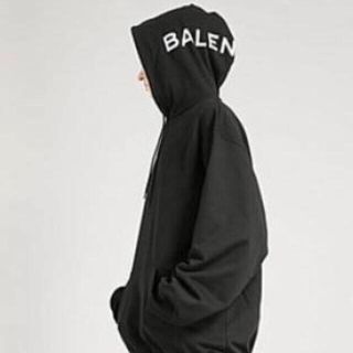 【訳あり】BALENCIAGA☆バレンシアガ フードパーカー フードロゴ