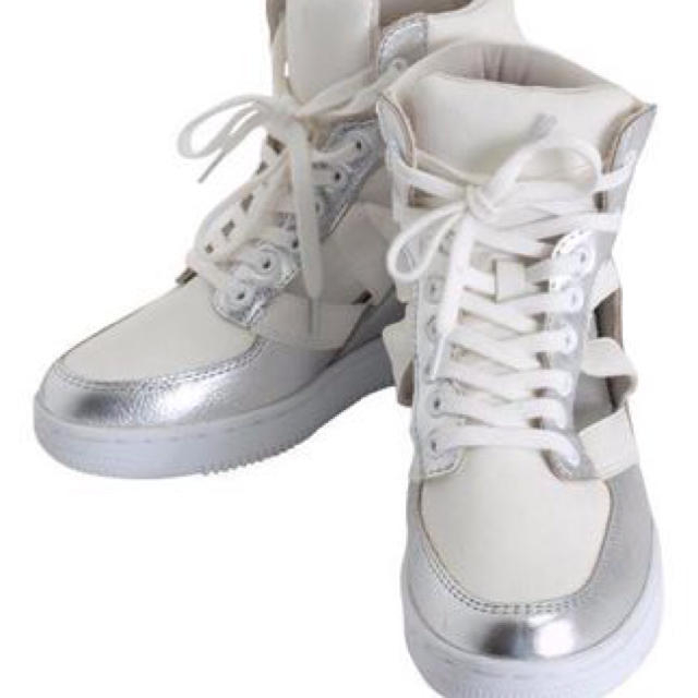 GYDA(ジェイダ)のMarichi様♥専用 レディースの靴/シューズ(スニーカー)の商品写真
