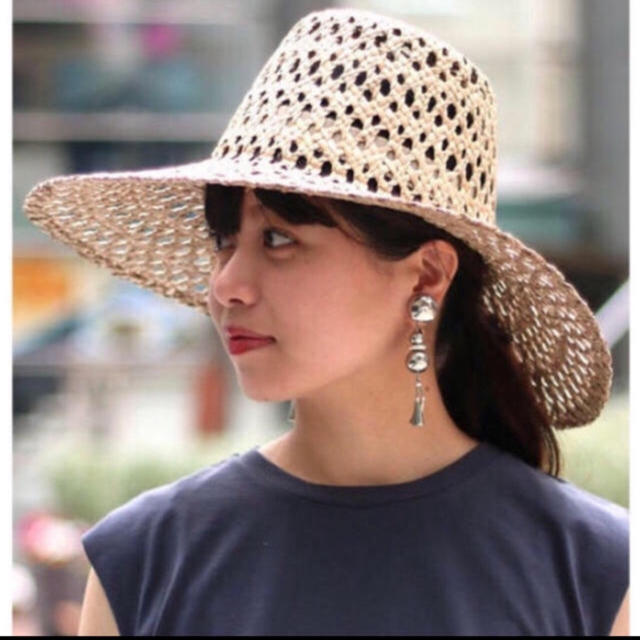 DEUXIEME CLASSE(ドゥーズィエムクラス)の希少‼️［新品未使用タグ付き］lola hats ローラハット 今期新モデル レディースの帽子(麦わら帽子/ストローハット)の商品写真