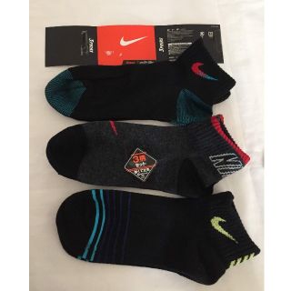 ナイキ(NIKE)の31. 新品 ナイキ  靴下 21〜23cm 3足セット(靴下/タイツ)