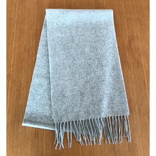 ユニクロ(UNIQLO)のカシミヤ100%マフラー 約25cm×174cm+フリンジ(マフラー)