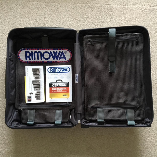 RIMOWA(リモワ)の値下げ中！RIMOWA SALSA DELUXE メンズのバッグ(トラベルバッグ/スーツケース)の商品写真