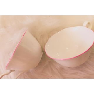 ノリタケ(Noritake)のpink petal cups / 花びら カップ(陶芸)