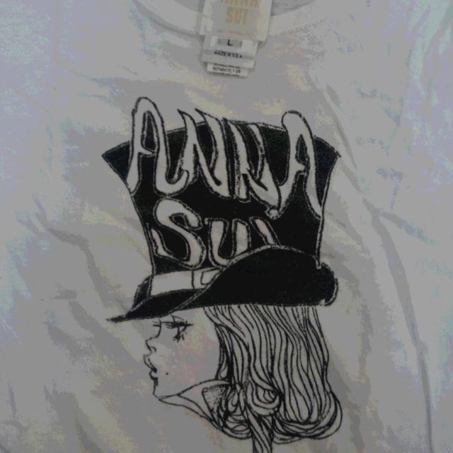 ANNA SUI(アナスイ)のANNA SUIの半袖Tシャツです。 レディースのトップス(Tシャツ(半袖/袖なし))の商品写真